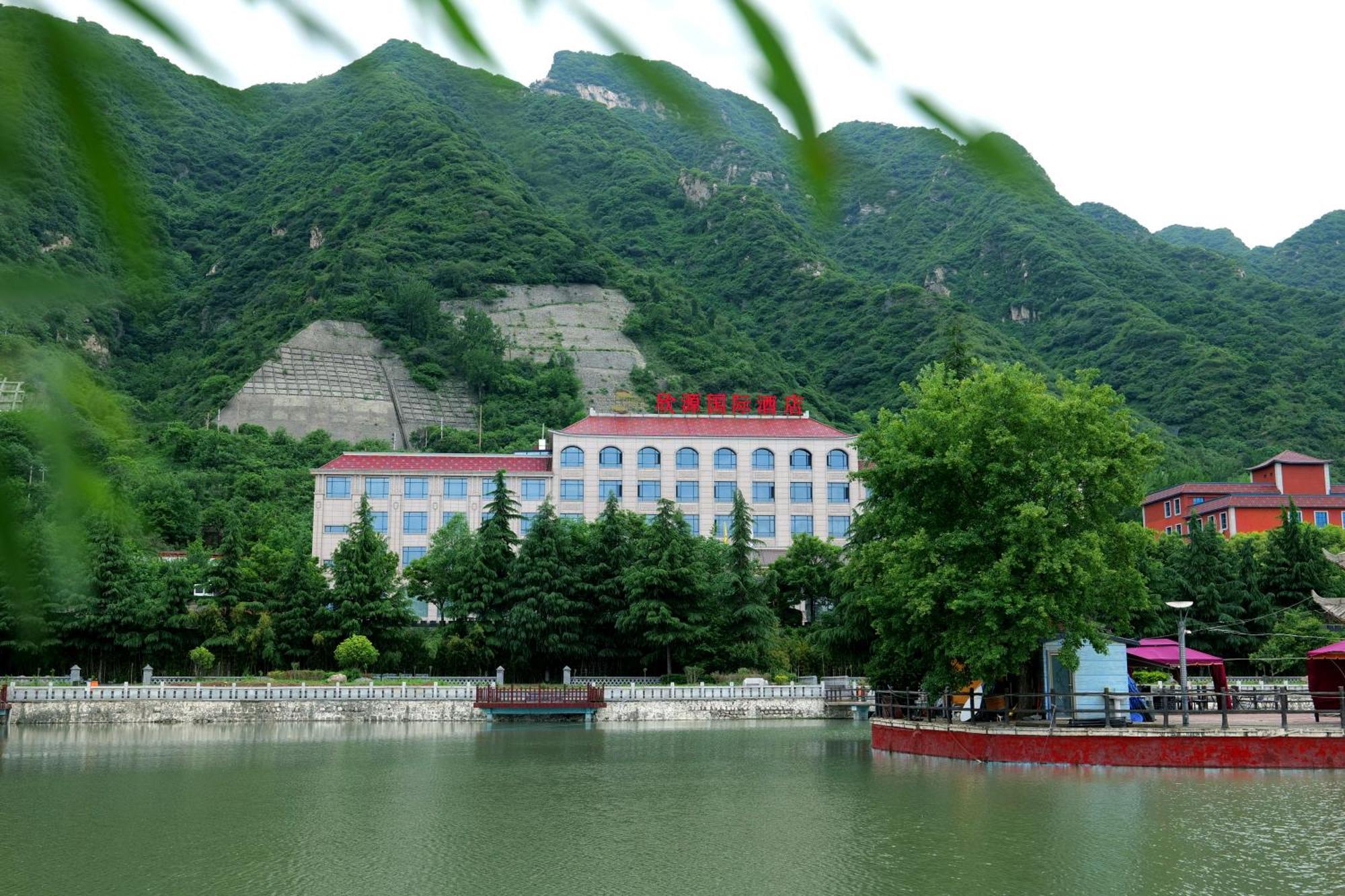 Huashan Xinghe International Hotel Huayin Eksteriør billede